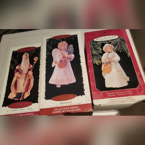 Christmas Visitors Series - Set of 3 - 1995-1996-1997 HALLMARK COLLECTOR'S - Picture 1 of 17